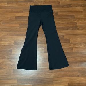 Size Large Fabletics black wide leg leggings